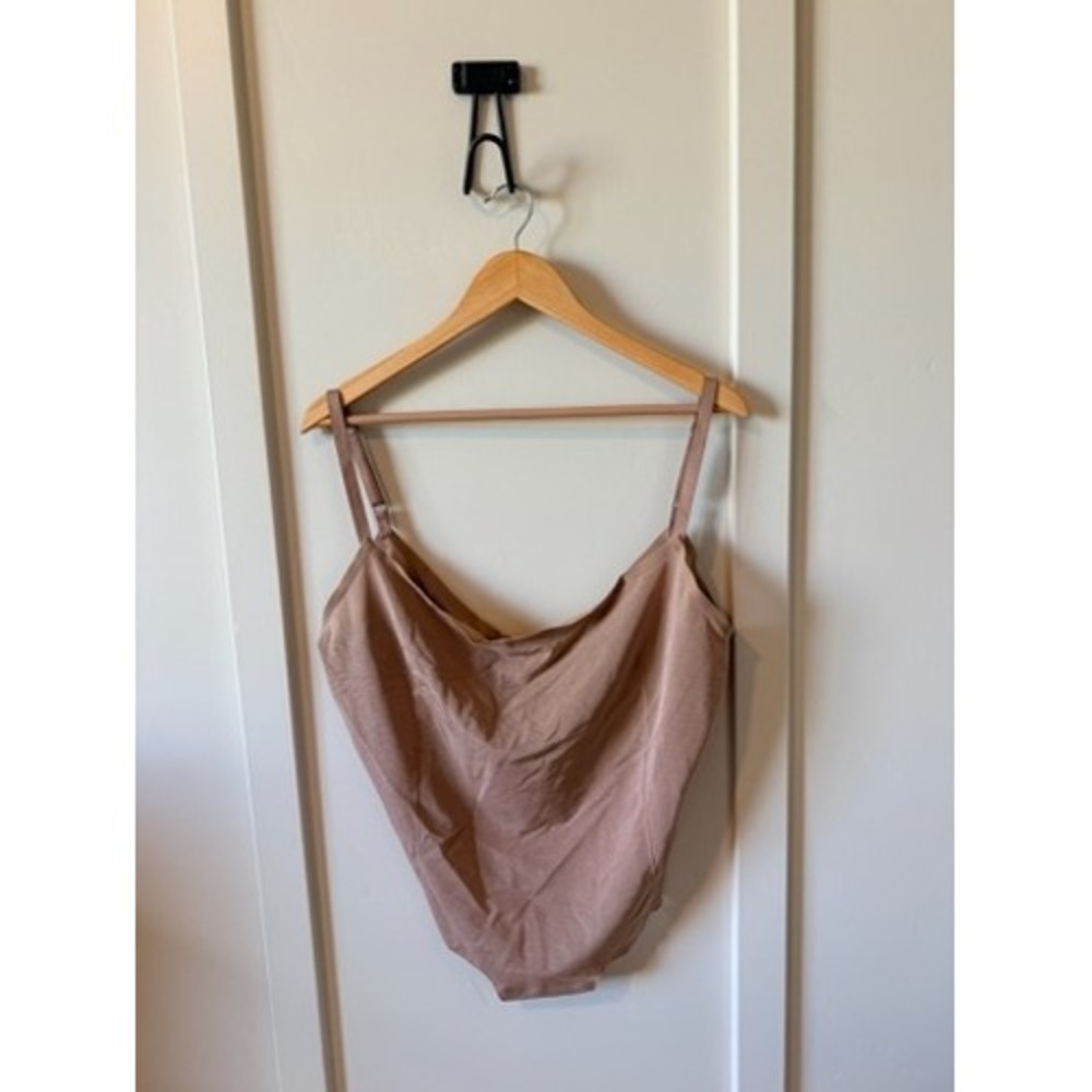 SKIMS Essential Scoop Neck Thong Bodysuit Clay Neutral Size 4X